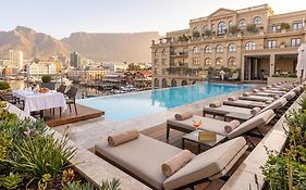 Cape Royale Luxury Suite 602